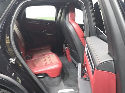 2020 Porsche CAYENNE 缩略图 12