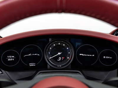 PORSCHE 911 - 8