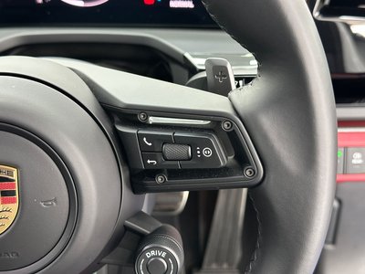 صورة 9 لـ 2024 Porsche PANAMERA