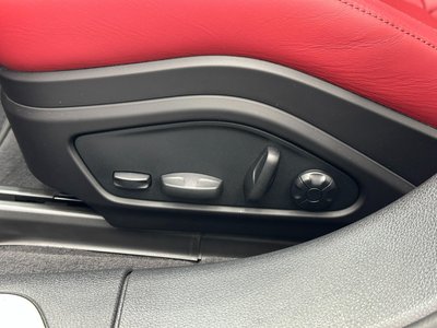 صورة 6 لـ 2024 Porsche PANAMERA