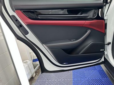 صورة مصغرة 38 لـ 2024 Porsche PANAMERA