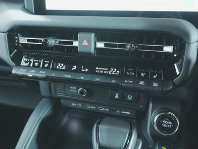 2024 Toyota LAND CRUISER 250 缩略图 32