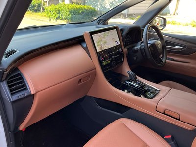2025 Toyota VELLFIRE — миниатюра 27