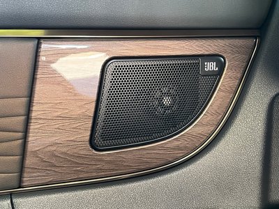 2025 Toyota VELLFIRE — миниатюра 26