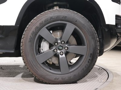 2024 LAND Rover DEFENDER — миниатюра 13