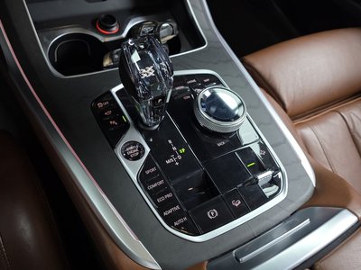 2021 BMW X7 缩略图 12