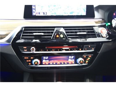 2018 BMW M5 — миниатюра 71