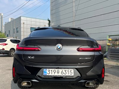 صورة 4 لـ 2025 BMW X4