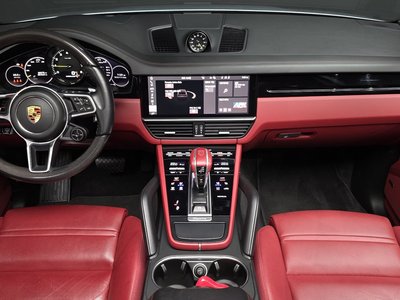 صورة 4 لـ 2021 Porsche CAYENNE