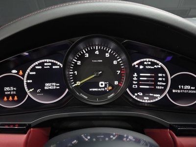 صورة مصغرة 11 لـ 2021 Porsche CAYENNE