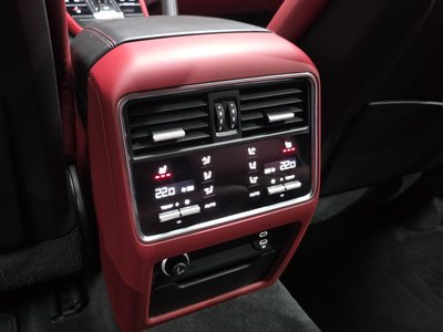 صورة مصغرة 25 لـ 2021 Porsche CAYENNE