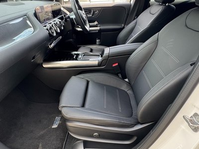 MERCEDES-BENZ GLA - 8