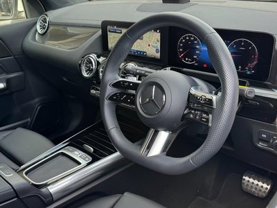 MERCEDES-BENZ GLA - 6