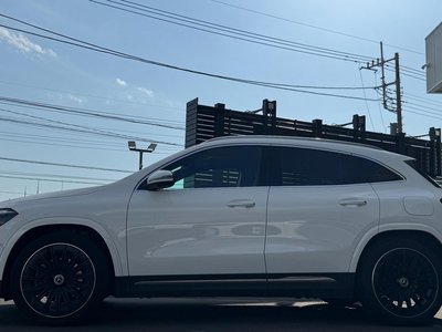 MERCEDES-BENZ GLA - 3