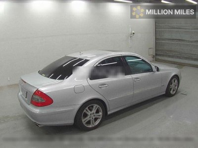 MERCEDES-BENZ E-CLASS - 5