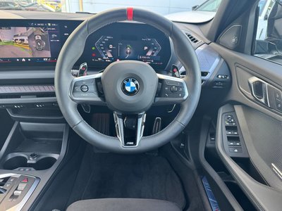 صورة مصغرة 34 لـ 2025 BMW 1 SERIES