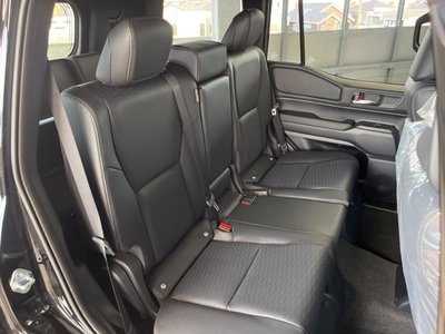 2026 Toyota LAND CRUISER 250 photo 10