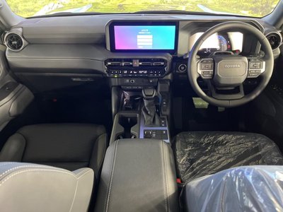 2026 Toyota LAND CRUISER 250 photo 3