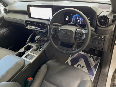 صورة مصغرة 32 لـ 2025 Toyota LAND CRUISER 250