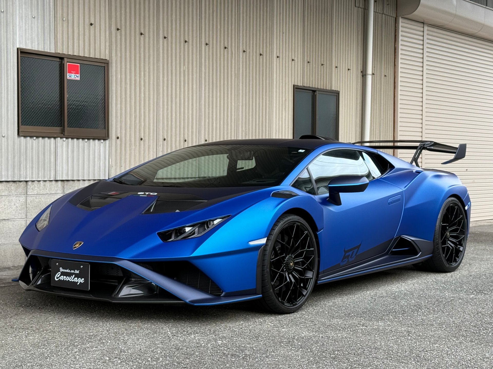 LAMBORGHINI HURACAN - View 1