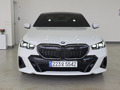 BMW 5 SERIES - 2