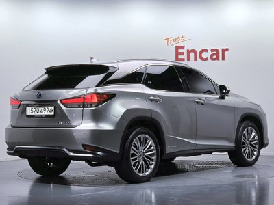 صورة 4 لـ 2021 Lexus RX