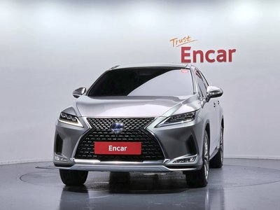 صورة 2 لـ 2021 Lexus RX