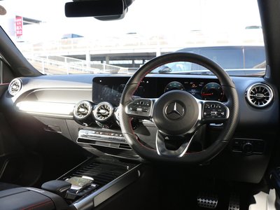 MERCEDES-BENZ GLB - 2