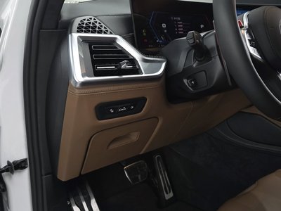 2025 BMW X5 M — миниатюра 19