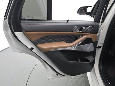 2025 BMW X5 M — миниатюра 15