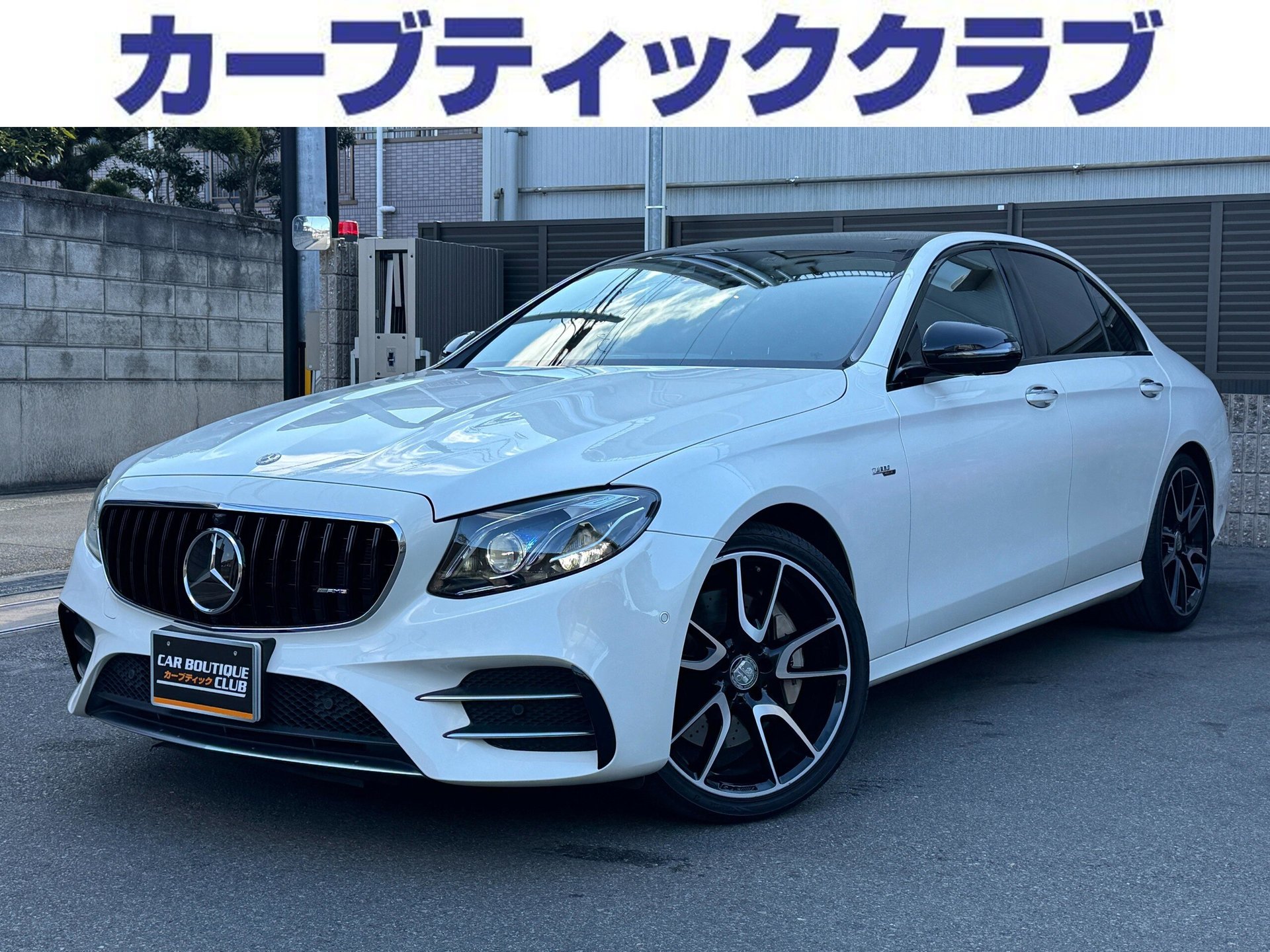 MERCEDES-BENZ E-CLASS AMG - View 1