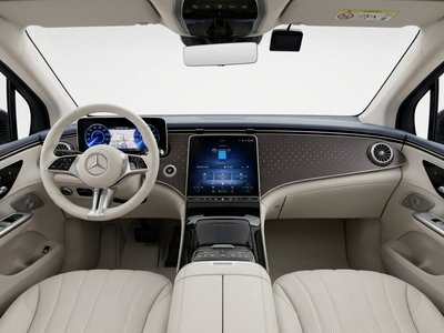 2026 Mercedes-BENZ EQE photo 5