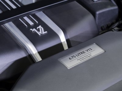 ROLLS-ROYCE PHANTOM - 9