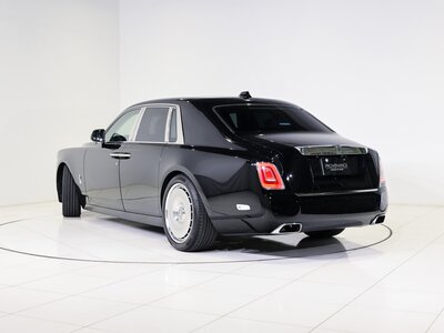 ROLLS-ROYCE PHANTOM - 6