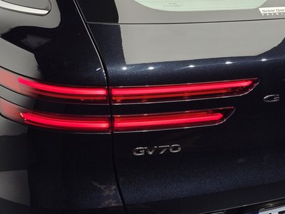 2024 Genesis GV70 — фото 10