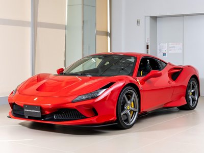 FERRARI F8 TRIBUTO