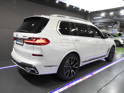 BMW X7 - 4