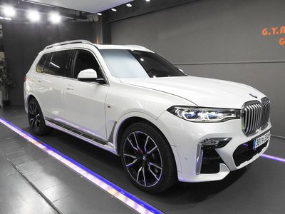 BMW X7 - 1