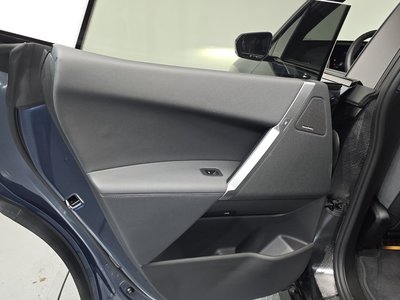 2025 BMW IX 缩略图 15