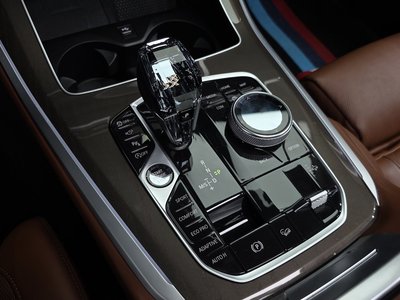 2022 BMW X5 — миниатюра 12