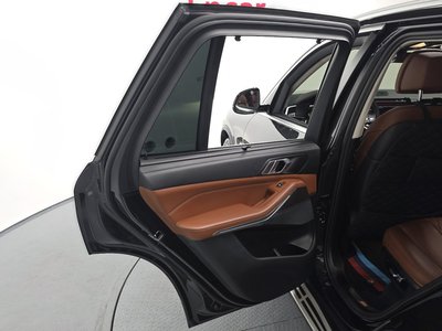 2022 BMW X5 — миниатюра 15