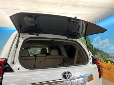 2023 Toyota LAND CRUISER PRADO — миниатюра 32