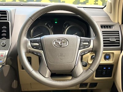 2023 Toyota LAND CRUISER PRADO — миниатюра 12