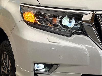 2023 Toyota LAND CRUISER PRADO — миниатюра 13