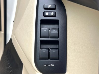 2023 Toyota LAND CRUISER PRADO — миниатюра 47