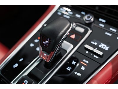 PORSCHE PANAMERA - 10