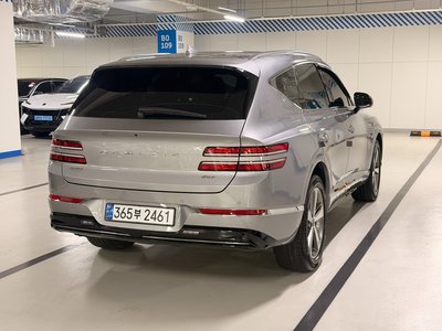صورة 2 لـ 2022 Genesis GV80
