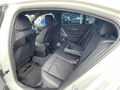 2024 BMW 5 SERIES — миниатюра 18