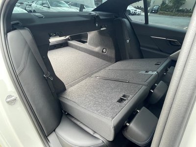 2024 BMW 5 SERIES — миниатюра 24