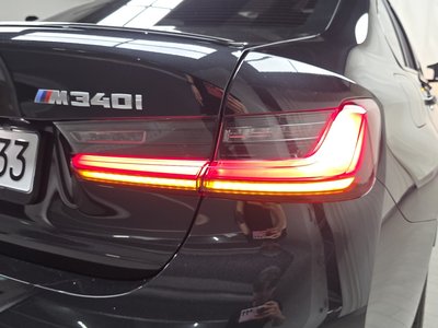 BMW 3 SERIES - 10